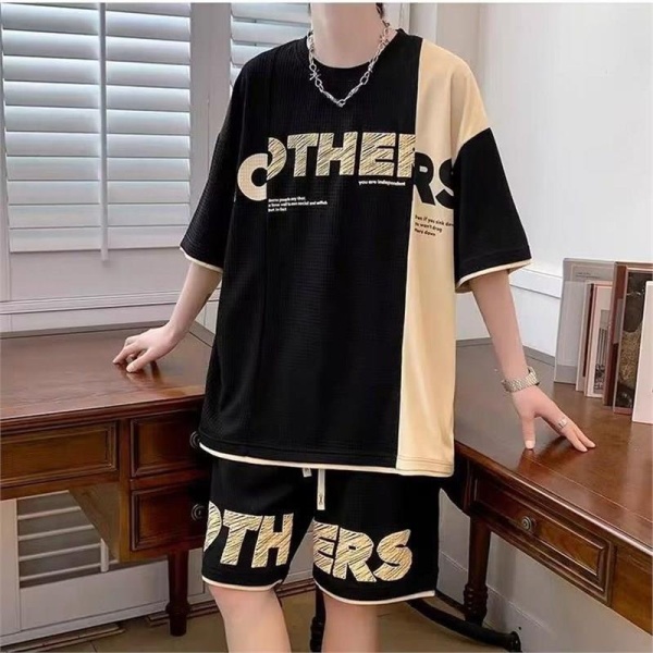 拼色华夫格休闲套装男士夏季宽松短袖短裤搭配帅气运动服男装一套