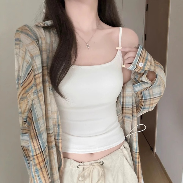 诗之韵高品质白色不透吊带！肩带可调节！胸垫可拆卸！百搭不挑人