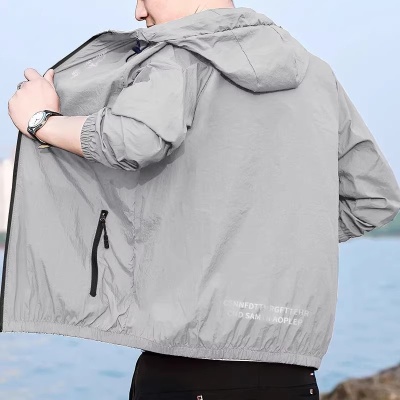冰丝防晒衣男2025新款夏季防紫外线薄款透气防晒服户外钓鱼外套潮