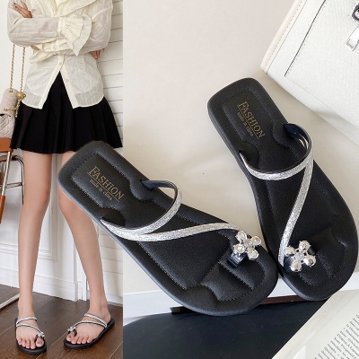 女趾凉穿夏季平底字外一女士夹趾季平拖鞋套防滑沙滩凉鞋新款女时