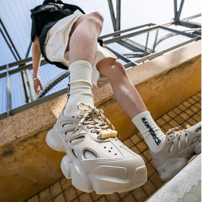 老爹洞洞鞋男夏季外穿厚底涉水漂流沙滩鞋轻便时尚系带运动凉鞋男