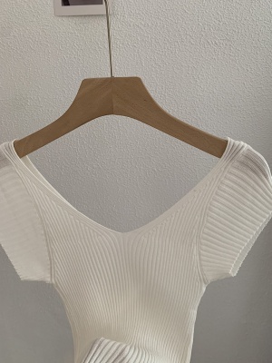 欧玛莱 纯欲风夏季时尚双V领短袖纯色修身显瘦针织衫上衣批发3215