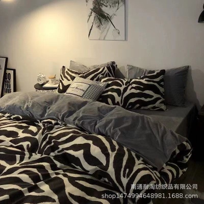 新款卡通床上用品四件套床单被套三件套单人双人学生宿舍寝室