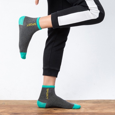 春夏季中筒袜男生户外运动袜透气吸汗休闲百搭散步长袜子现货批发