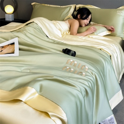 轻奢冰丝夏凉被四件套夏季丝滑裸睡空调被床上用品被子床单三件套