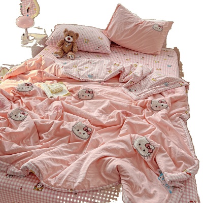 【店铺热销】夏季ins卡通KT猫毛巾绣夏凉被四件套a类空调被裸睡轻